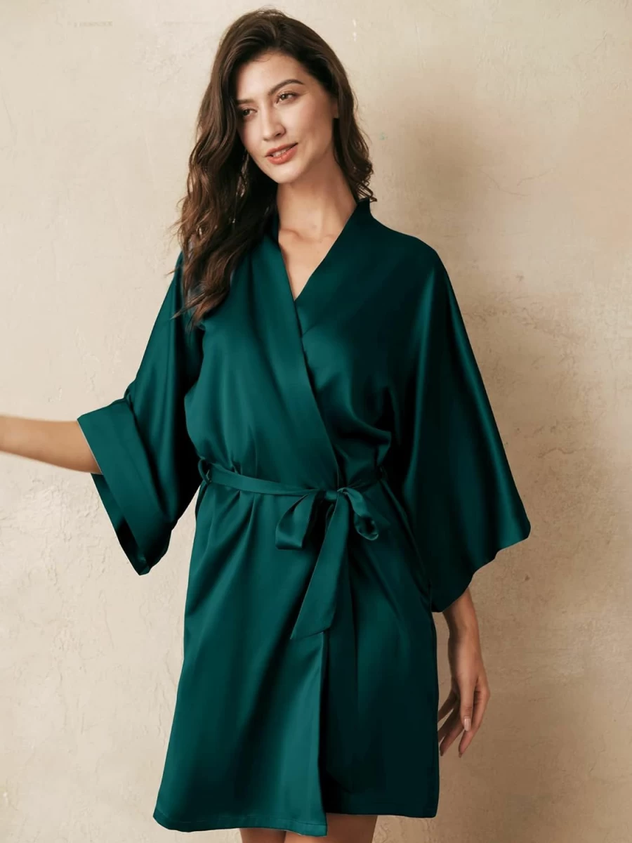 AW BRIDAL Women's Silk Satin Kimono Robe for Bride & Bridesmaids - Wedding Party Loungewear Short Robe (XS-XXL)