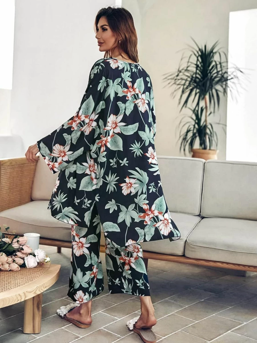 WDIRARA Women's Leaf Print Pajama Set - 3 Piece Sleepwear with Cami, Pants & Robe