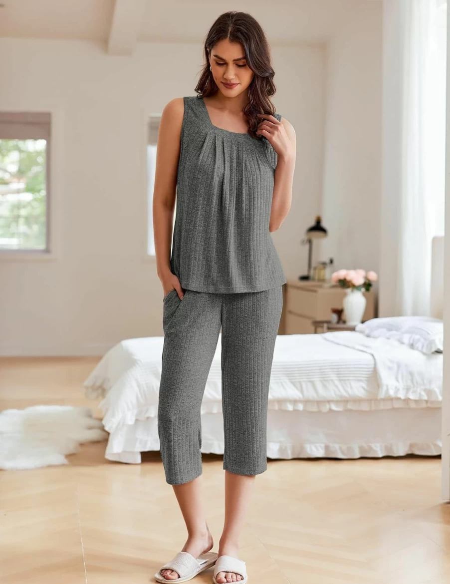Ekouaer Women's Summer Pajama Set - Loose Fit Square Neck Sleeveless Top & Capri Pants Lounge Outfit 2-Piece Sleepwear S-3XL